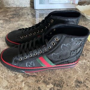 GUCCI SHOES, COLOR: BLACK, SIZE: 7